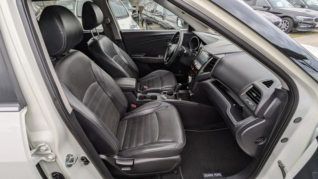 SsangYong XLV - Zdjęcie 18