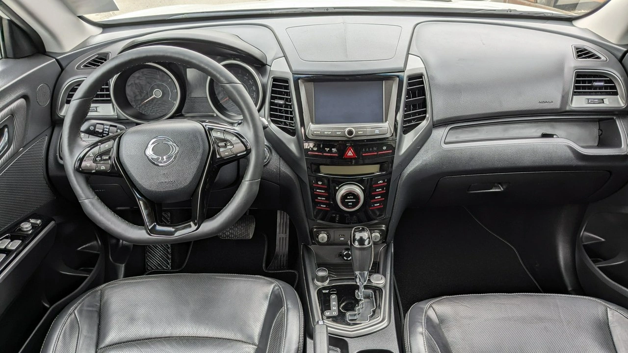 SsangYong XLV - Zdjęcie 24