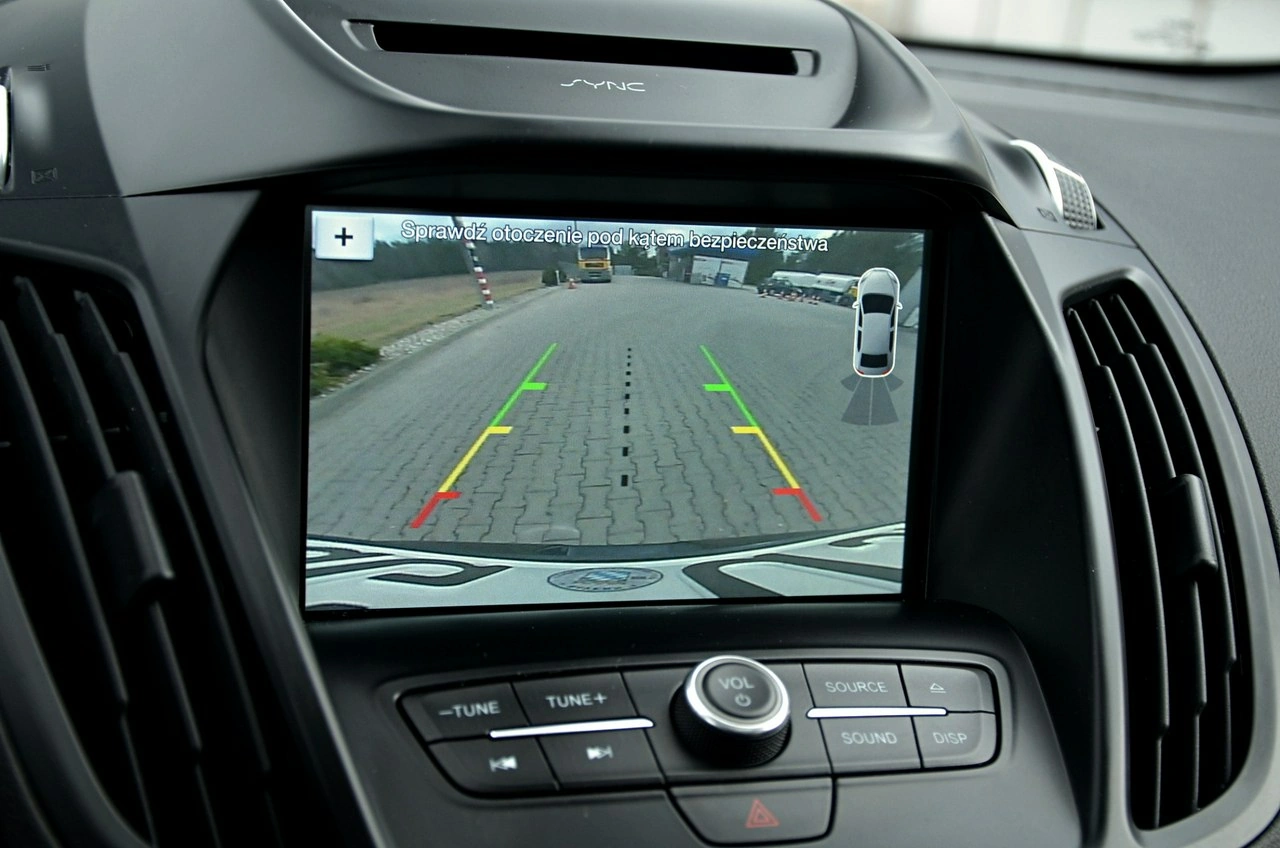 Ford Kuga - Zdjęcie 26