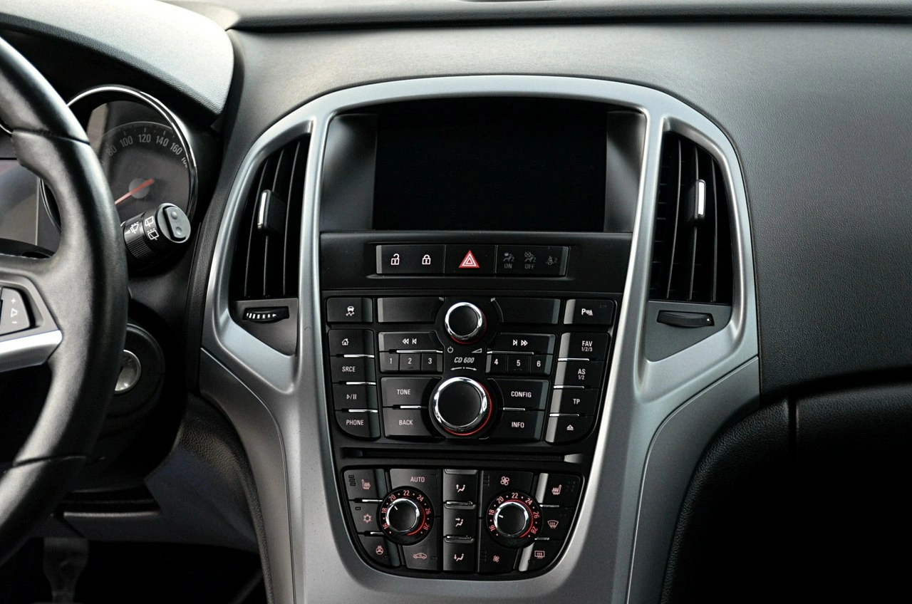 Opel Astra - Zdjęcie 17