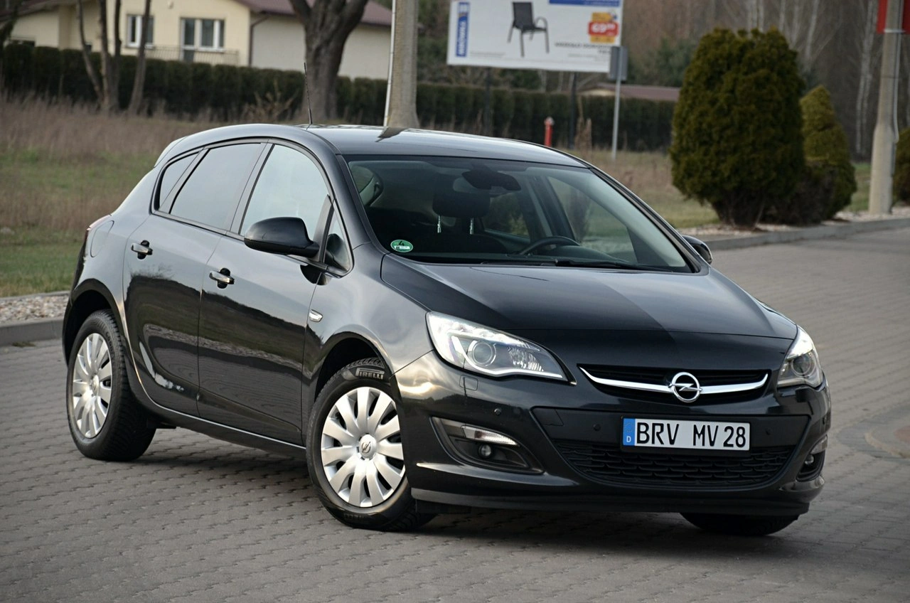 Opel Astra - Zdjęcie 2