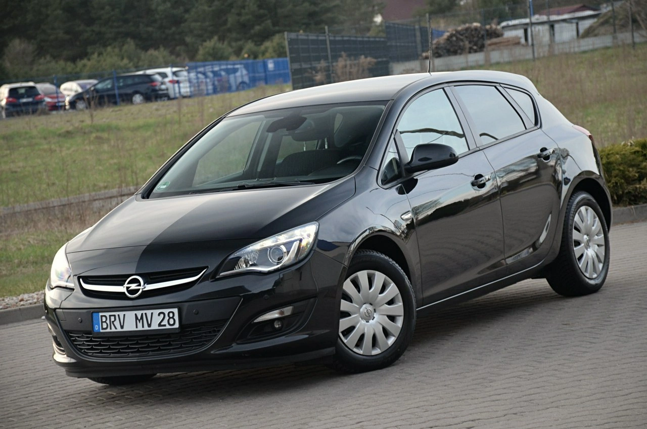 Opel Astra - Zdjęcie 4