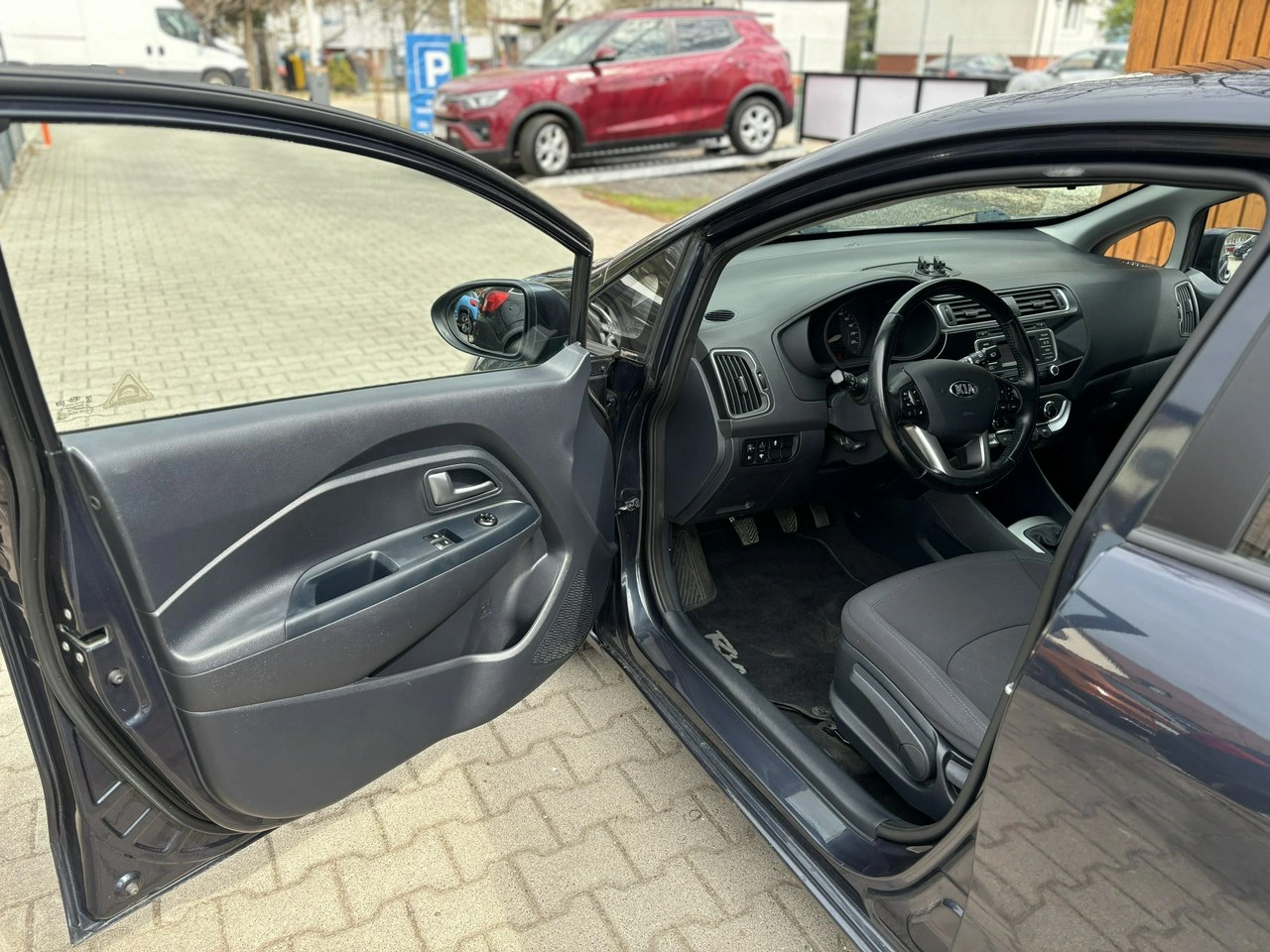 Kia Rio - Zdjęcie 4