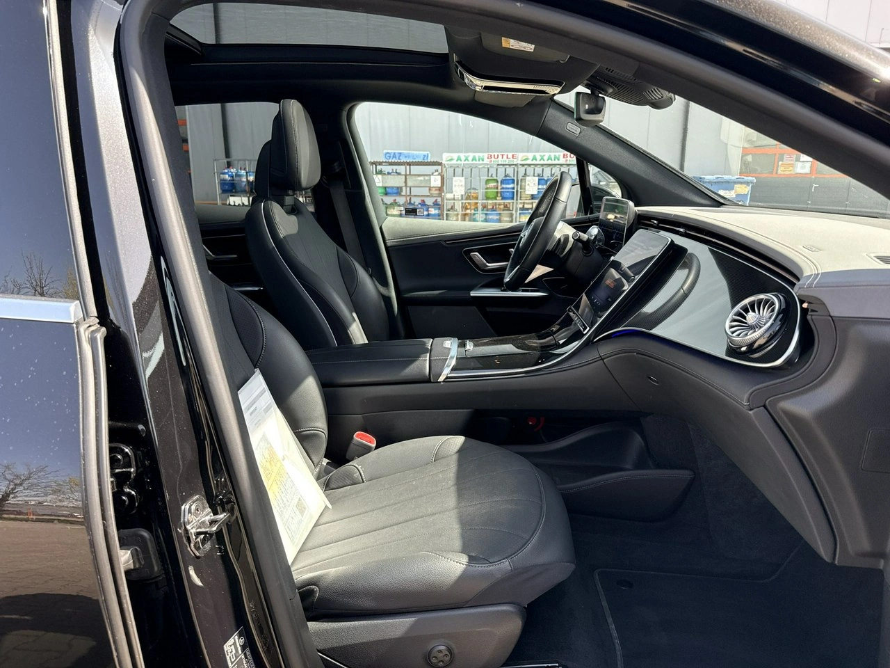 Mercedes EQE - Zdjęcie 21