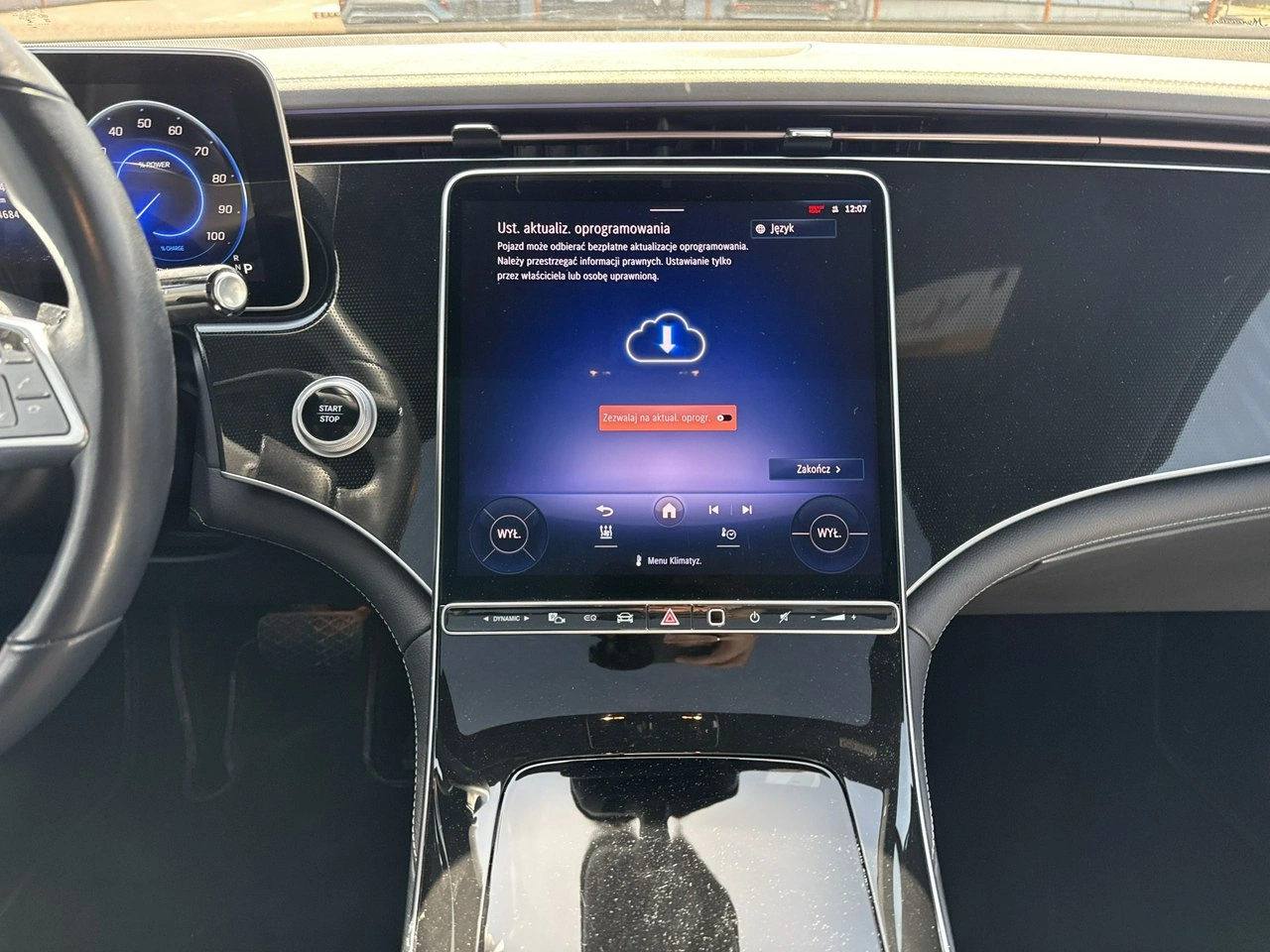 Mercedes EQE - Zdjęcie 24