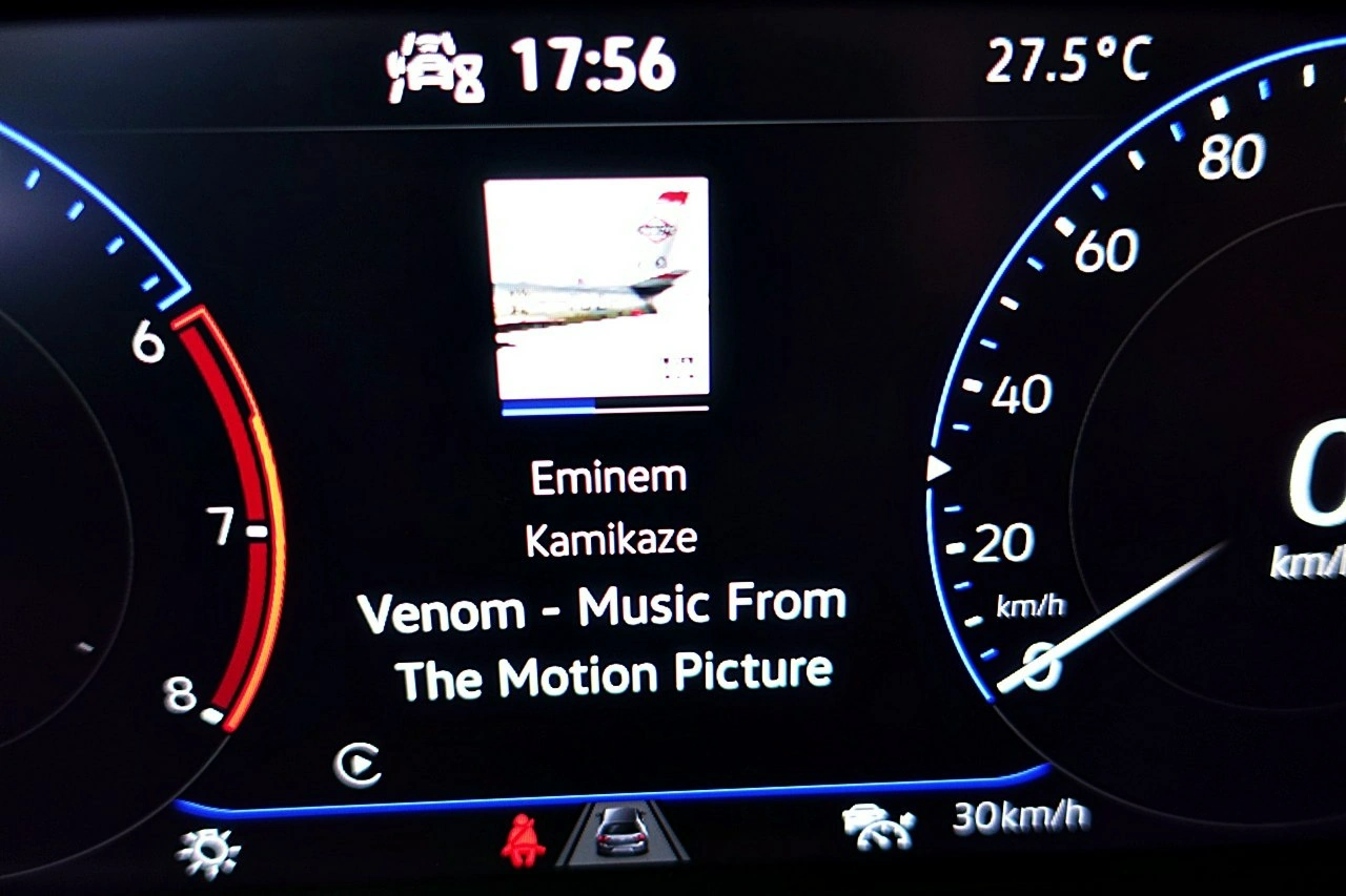 Volkswagen T-Roc - Zdjęcie 36