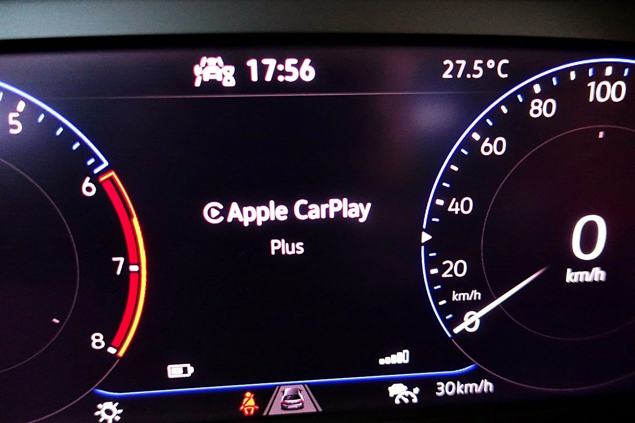 Volkswagen T-Roc - Zdjęcie 37