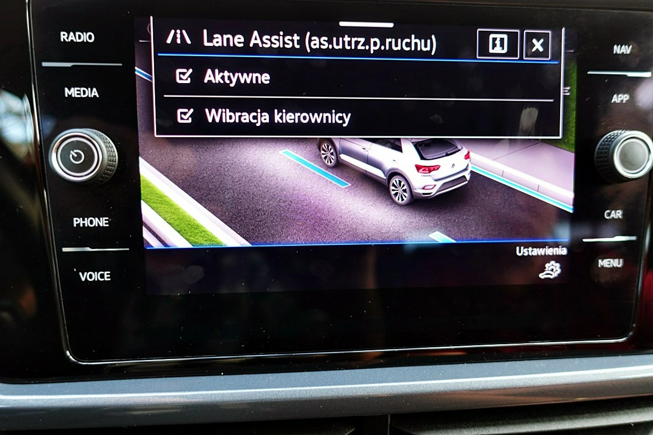 Volkswagen T-Roc - Zdjęcie 25