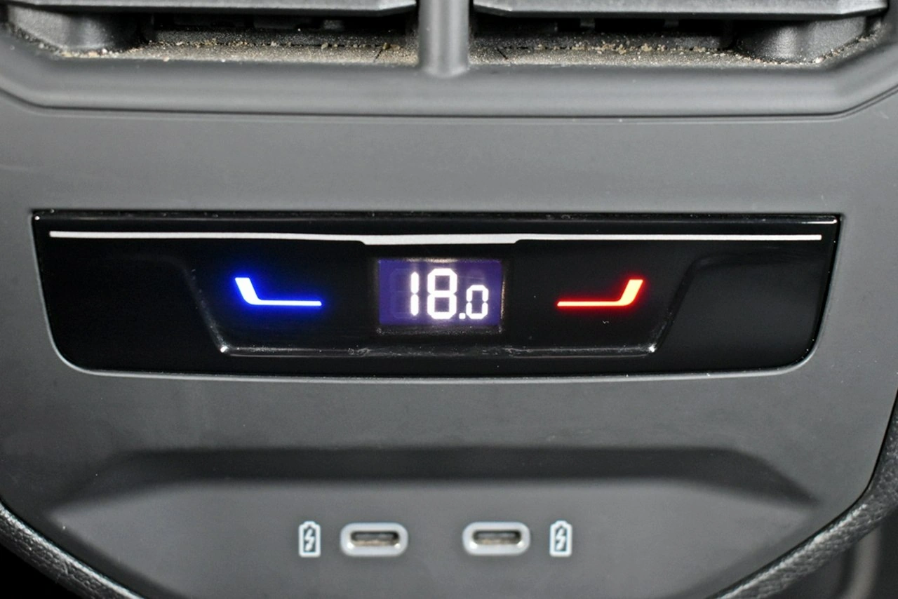 Cupra Leon Sportstourer - Zdjęcie 11