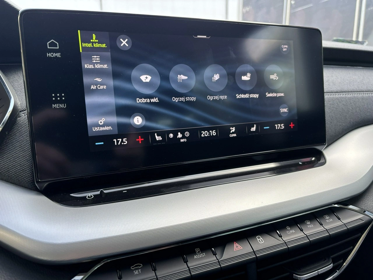 Skoda Octavia - Zdjęcie 23