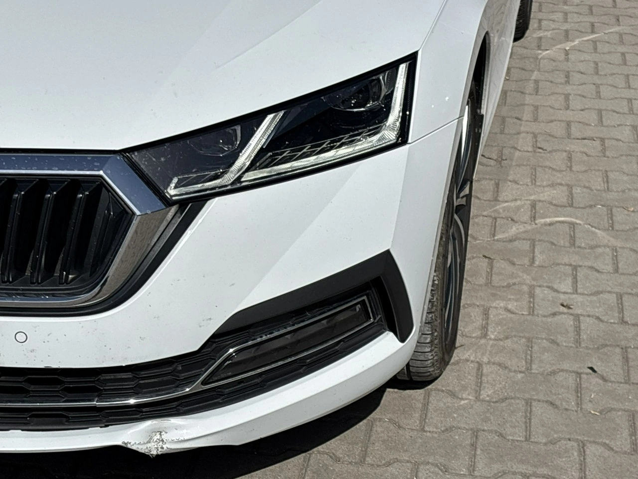 Skoda Octavia - Zdjęcie 8