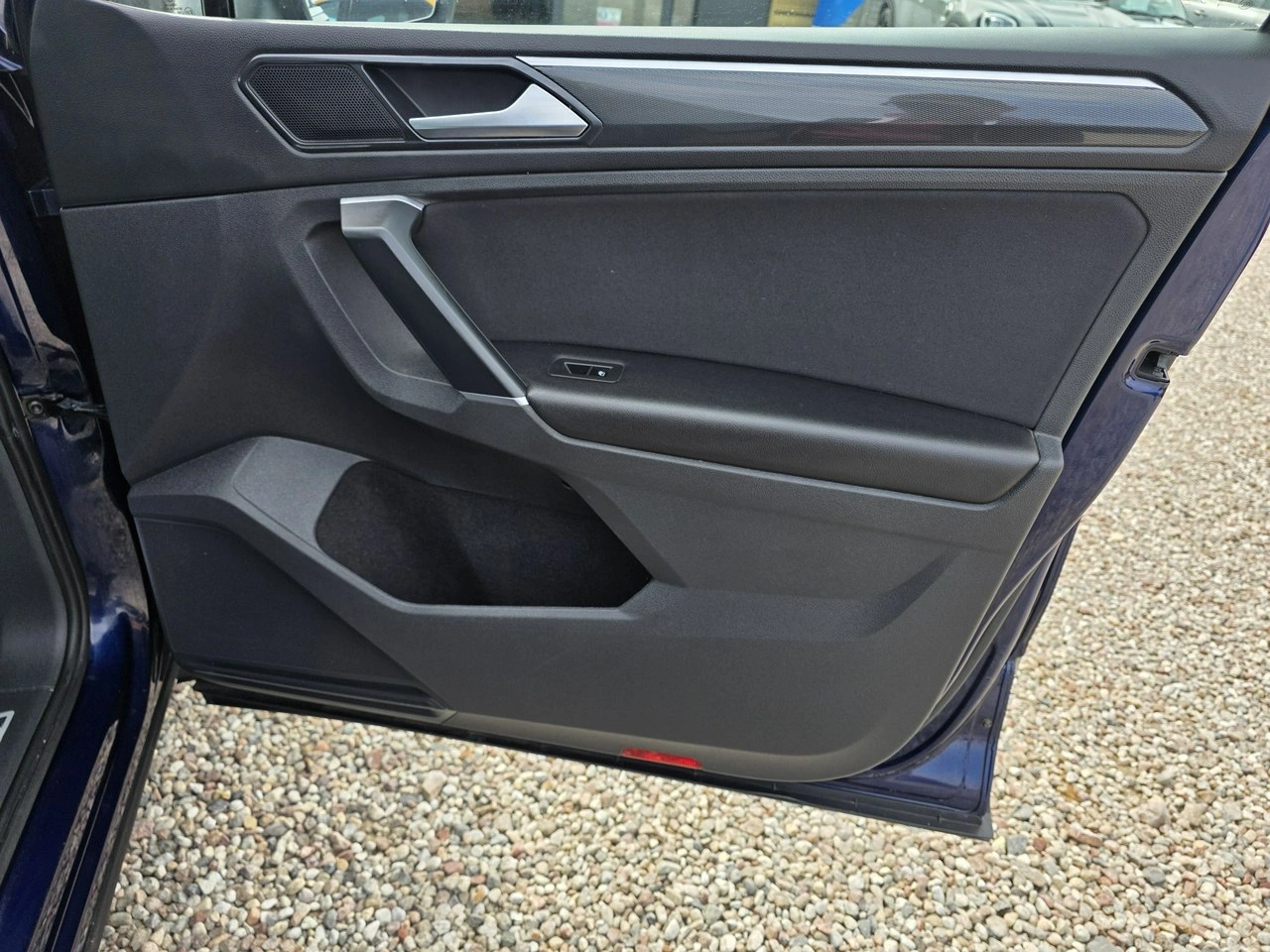 Volkswagen Tiguan - Zdjęcie 11