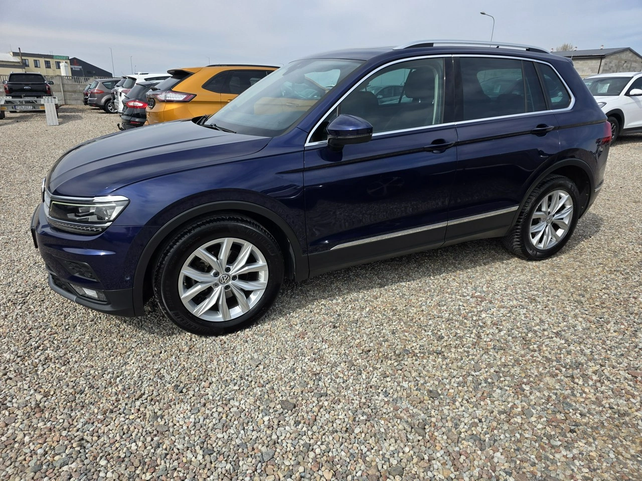 Volkswagen Tiguan - Zdjęcie 14