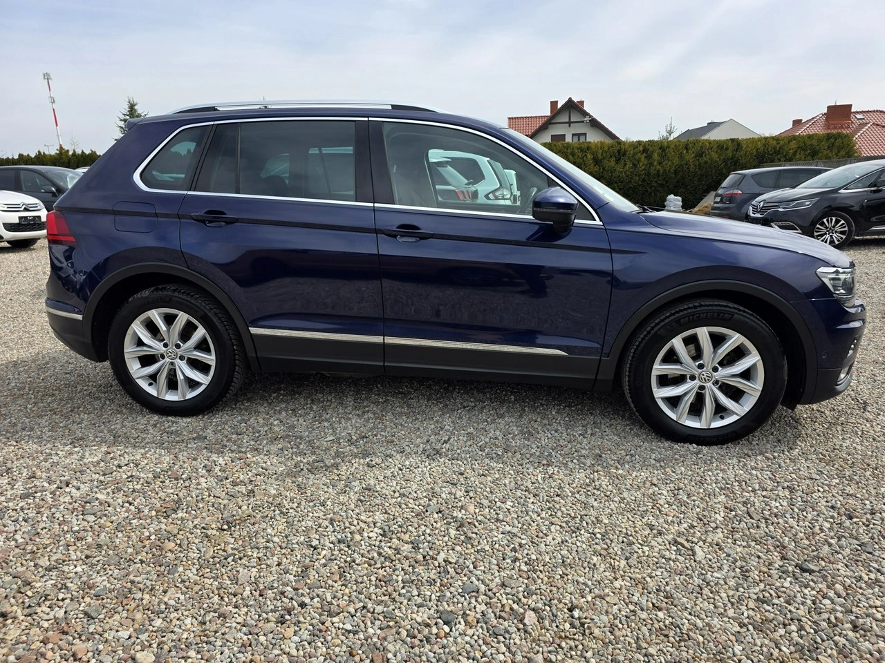 Volkswagen Tiguan - Zdjęcie 15