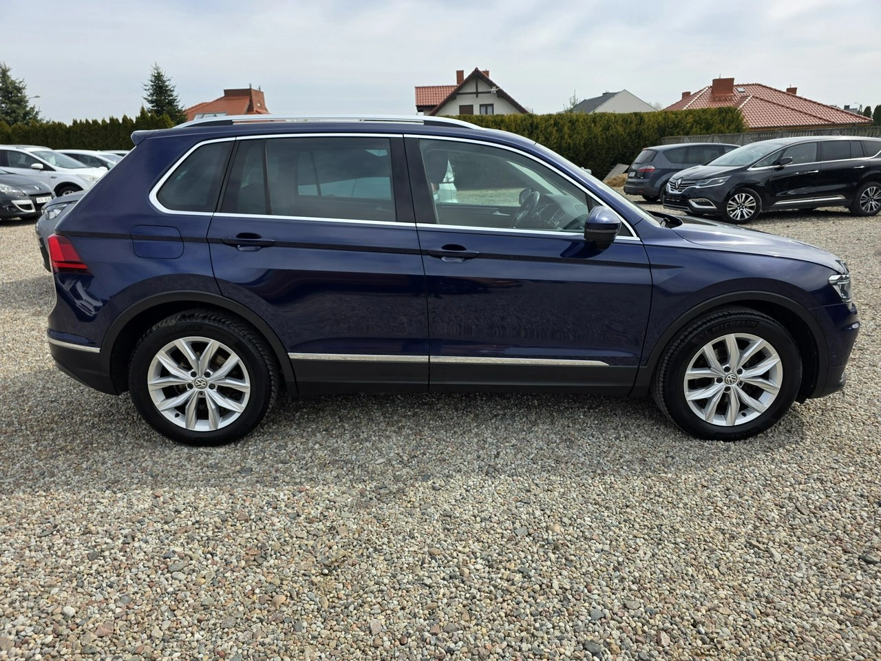 Volkswagen Tiguan - Zdjęcie 16