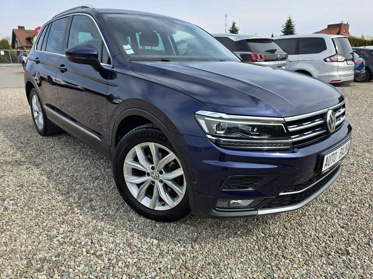Volkswagen Tiguan - Zdjęcie 24