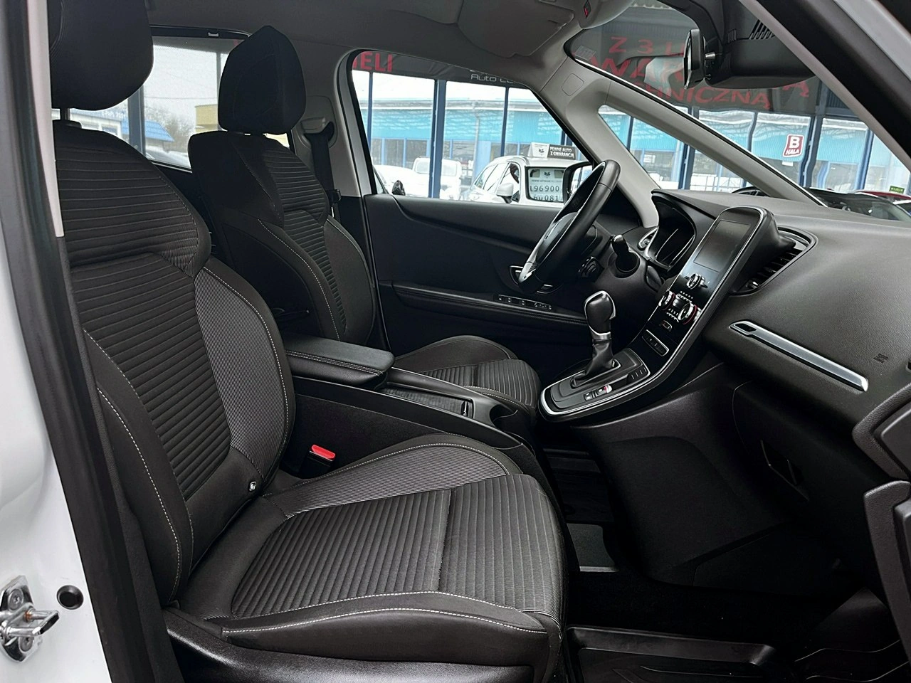 Renault Grand Scenic - Zdjęcie 10