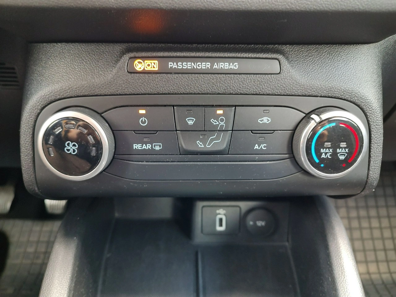 Ford Focus - Zdjęcie 17