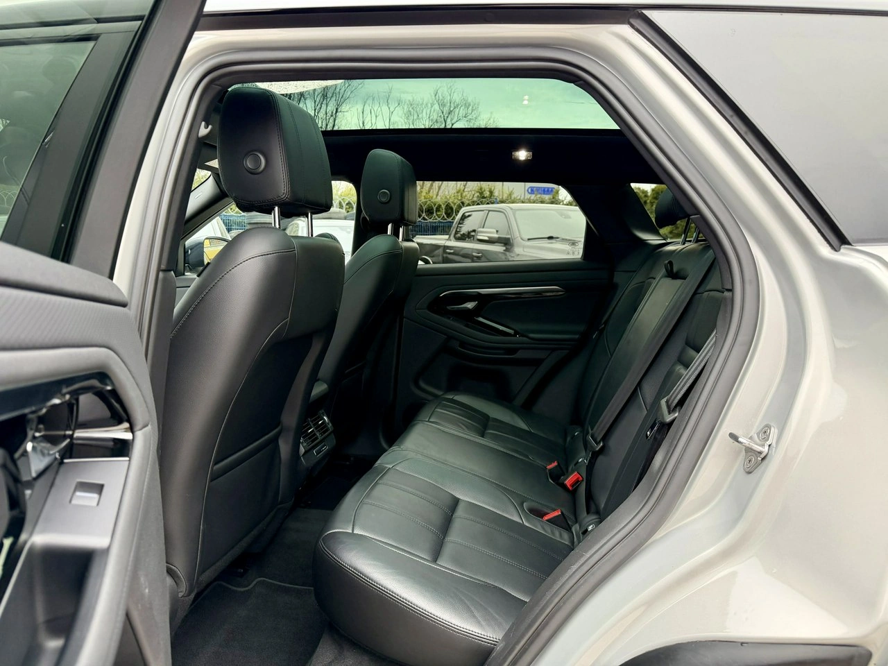 Land Rover Range Rover Evoque - Zdjęcie 9