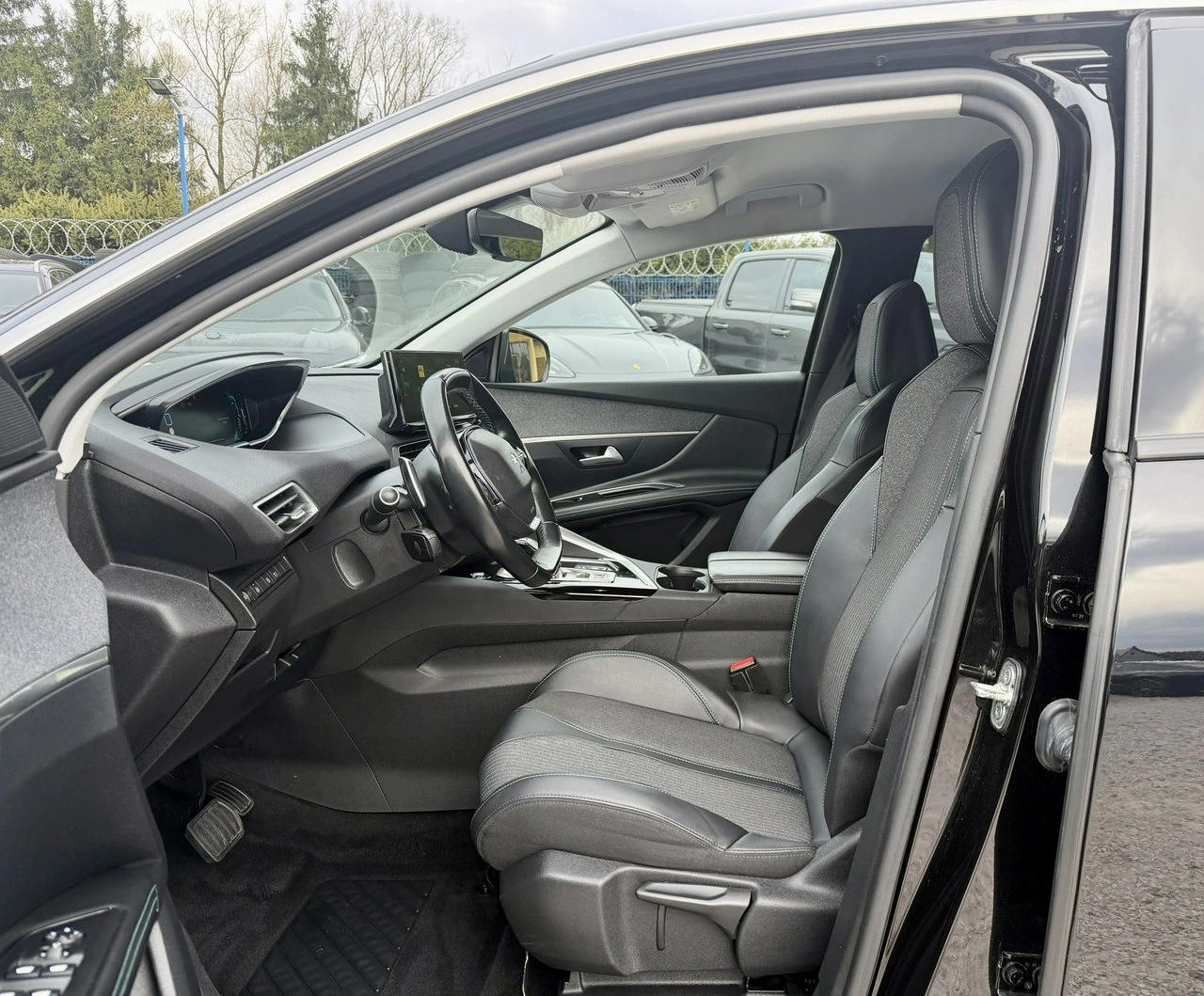 Peugeot 3008 - Zdjęcie 8