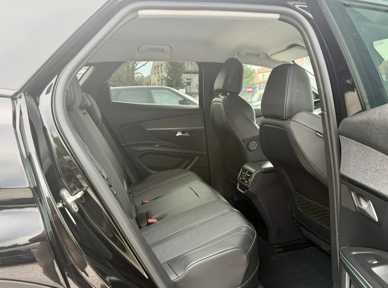 Peugeot 3008 - Zdjęcie 11