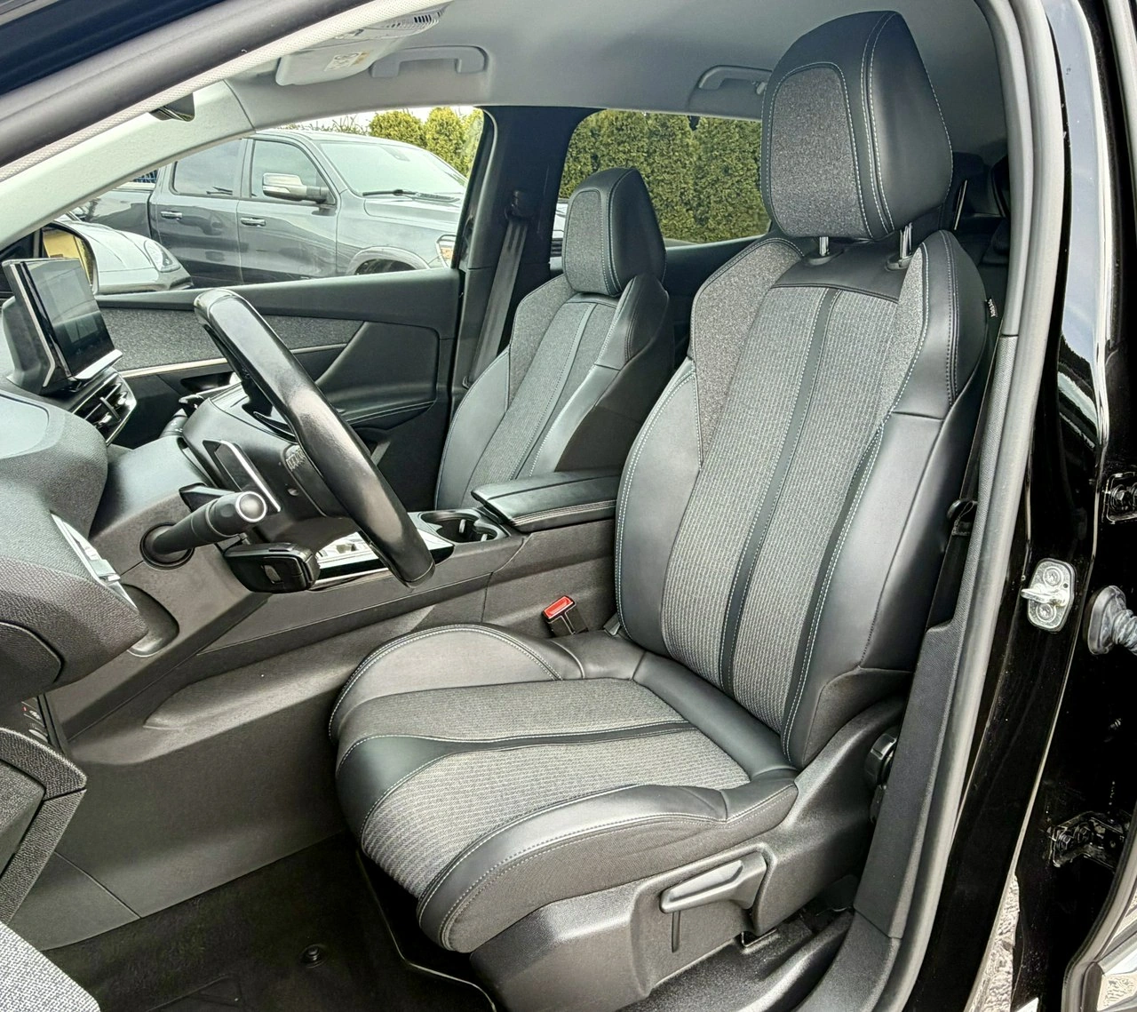 Peugeot 3008 - Zdjęcie 13