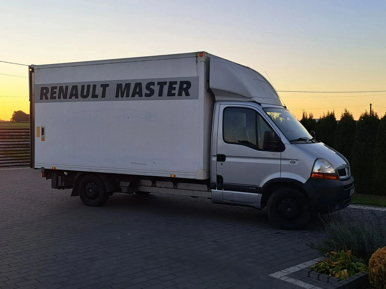 Renault Master - Zdjęcie 2