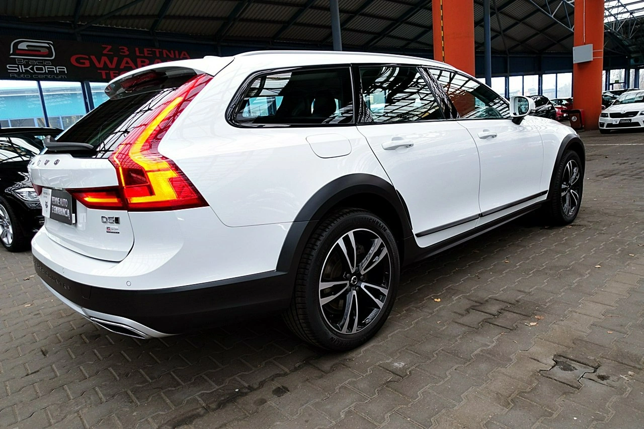 Volvo V90 Cross Country - Zdjęcie 60