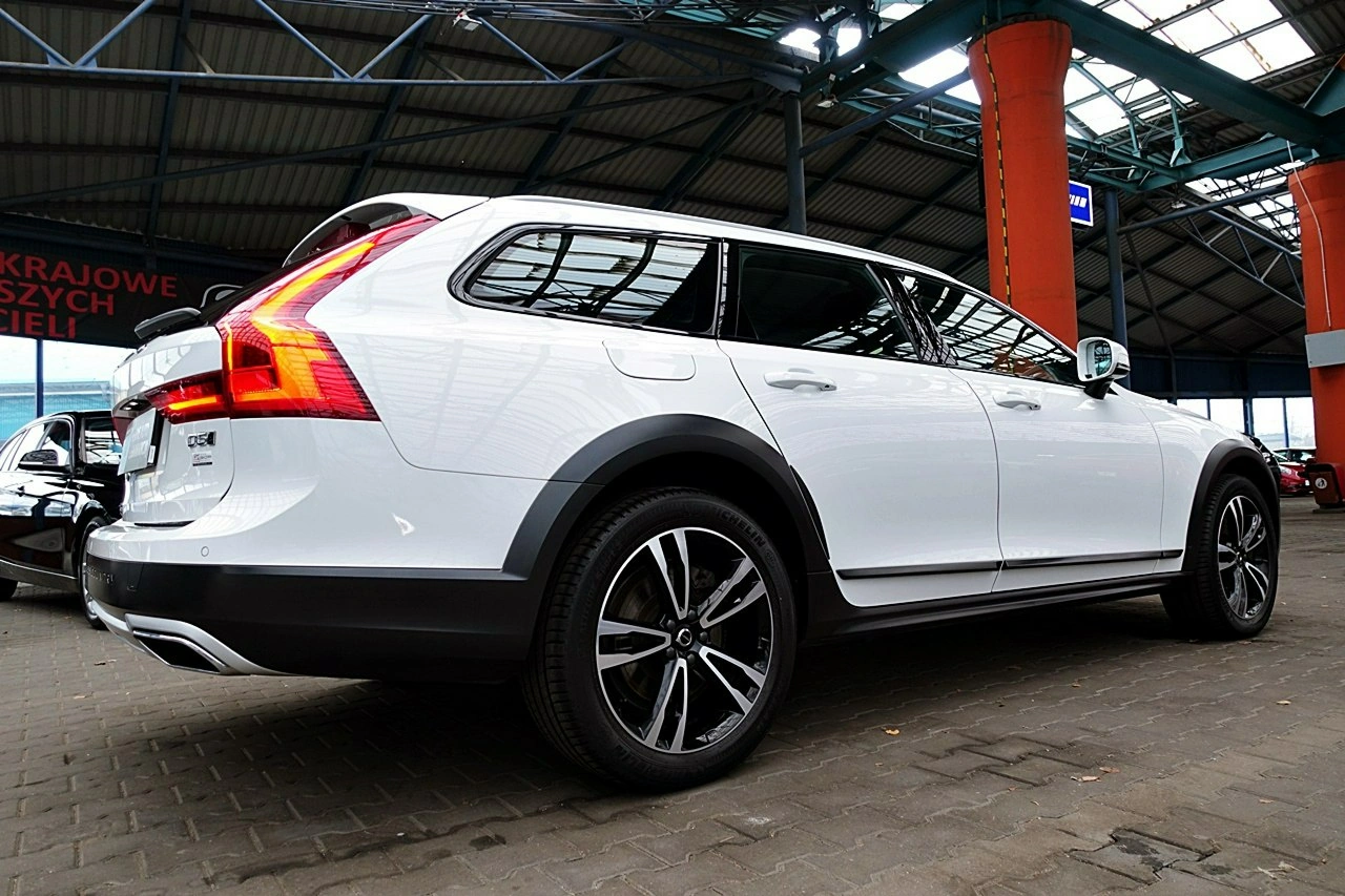 Volvo V90 Cross Country - Zdjęcie 76