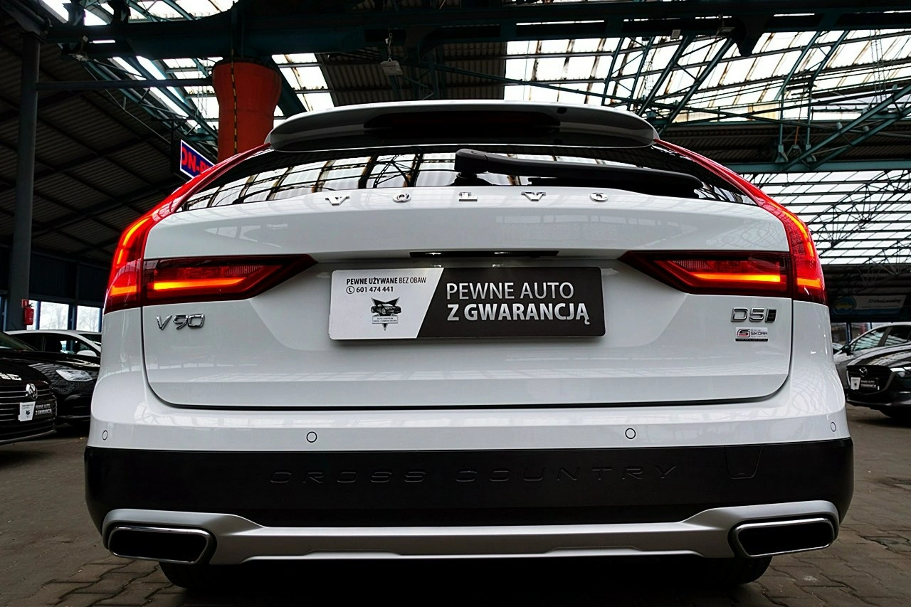 Volvo V90 Cross Country - Zdjęcie 3