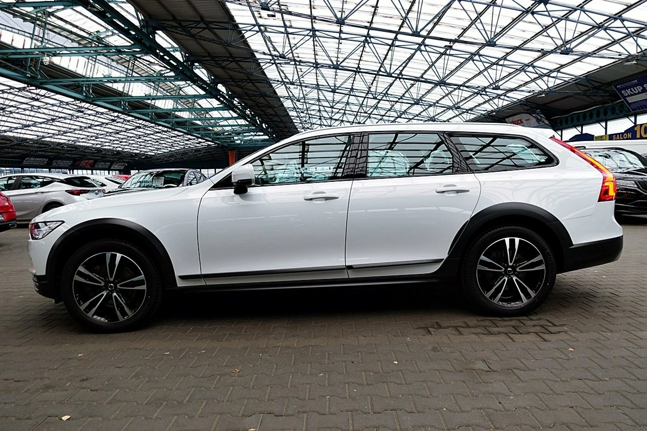 Volvo V90 Cross Country - Zdjęcie 54