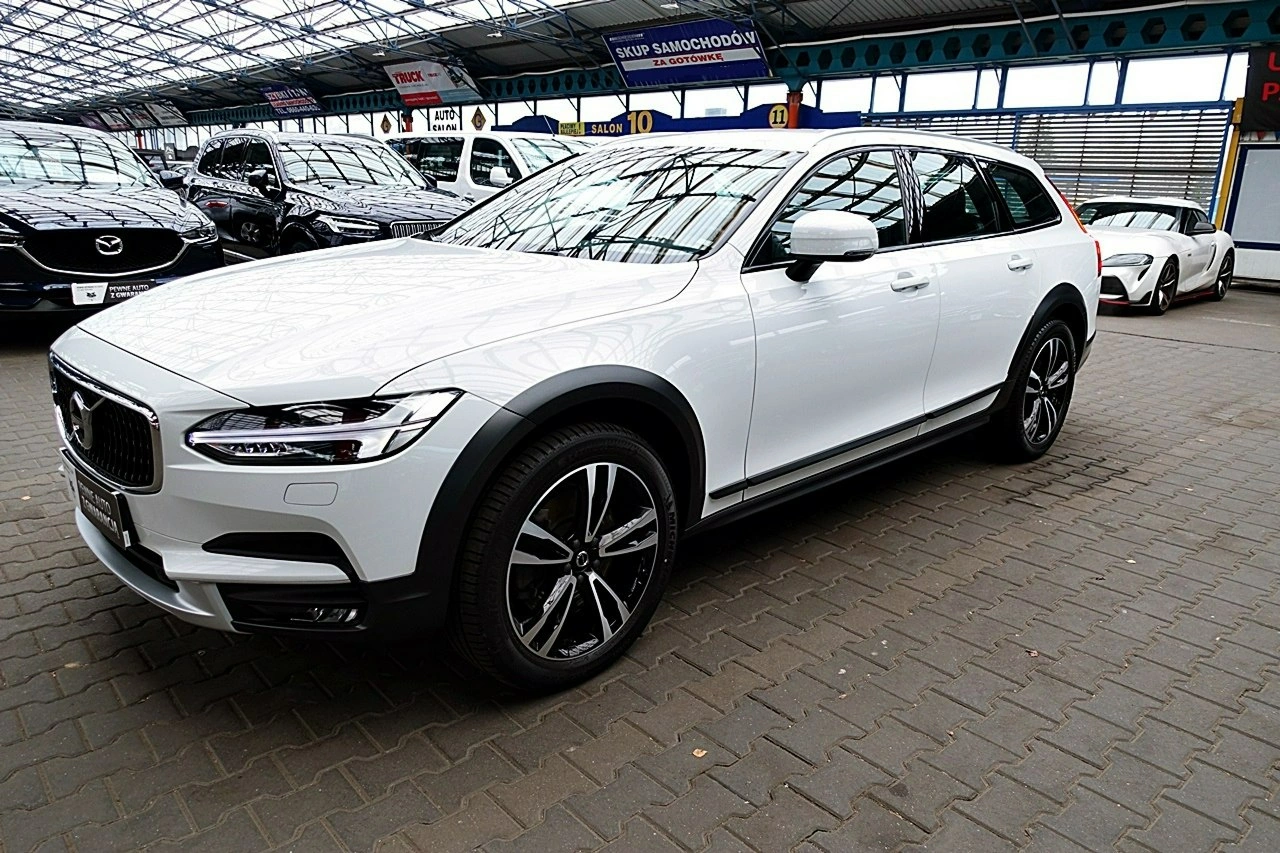 Volvo V90 Cross Country - Zdjęcie 55