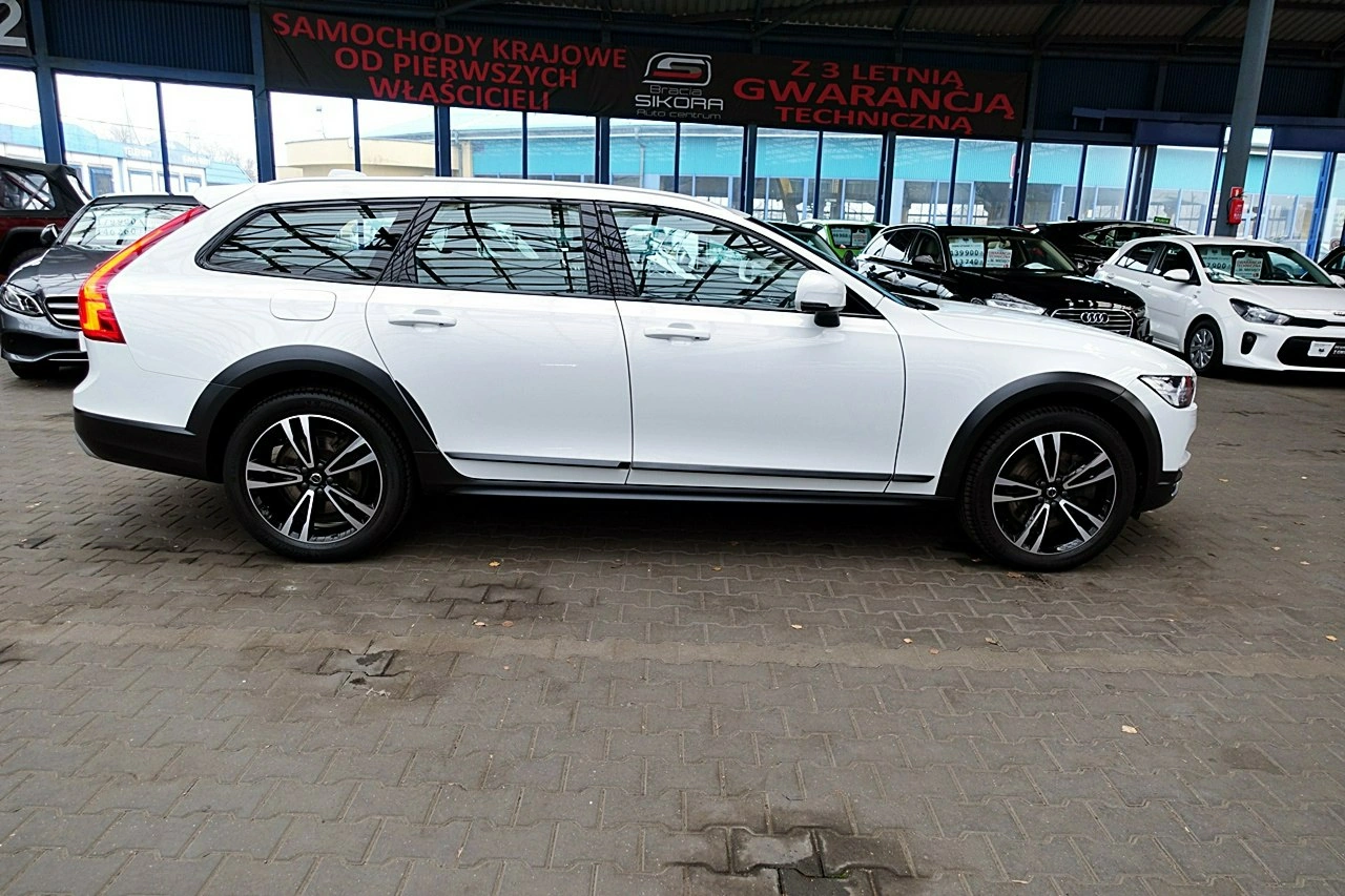 Volvo V90 Cross Country - Zdjęcie 49