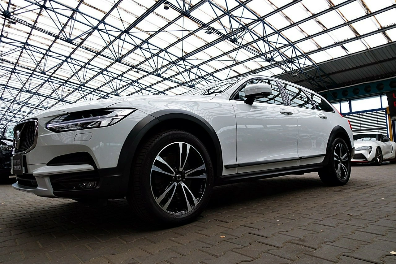 Volvo V90 Cross Country - Zdjęcie 7