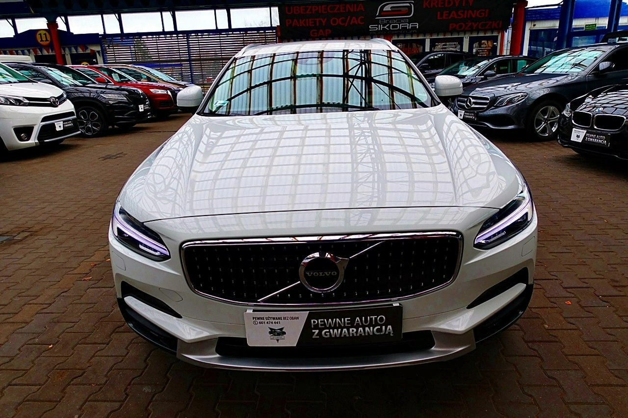 Volvo V90 Cross Country - Zdjęcie 2