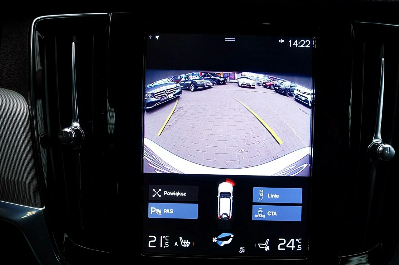 Volvo V90 Cross Country - Zdjęcie 21