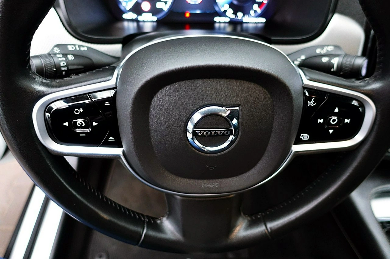 Volvo V90 Cross Country - Zdjęcie 17