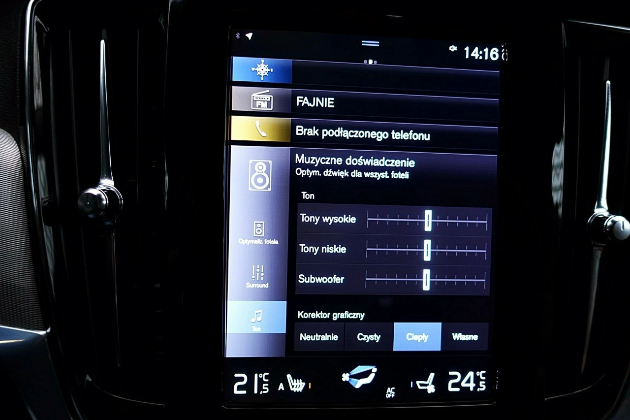 Volvo V90 Cross Country - Zdjęcie 33