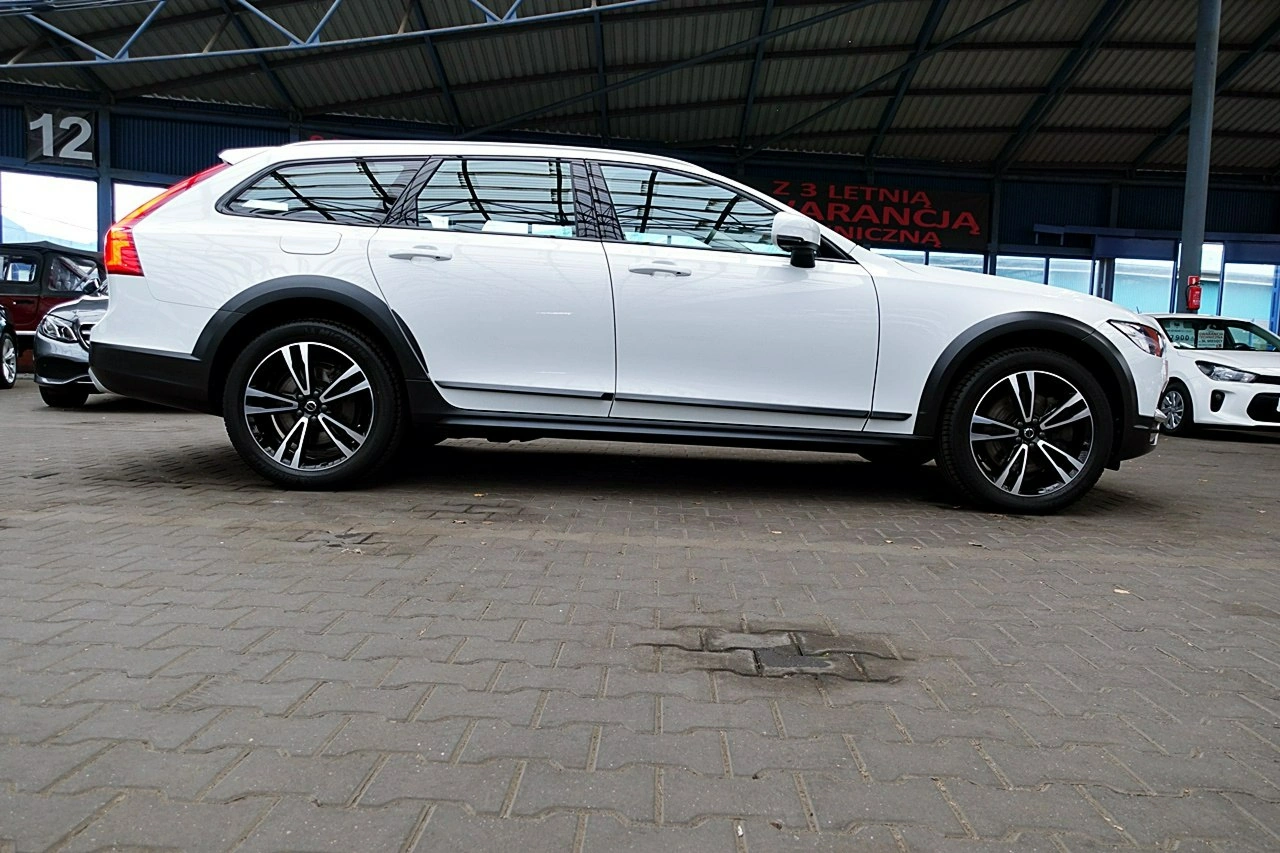 Volvo V90 Cross Country - Zdjęcie 65