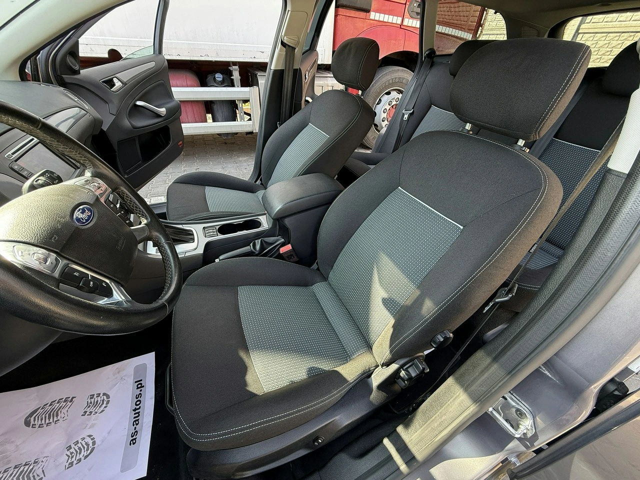 Ford Mondeo - Zdjęcie 9