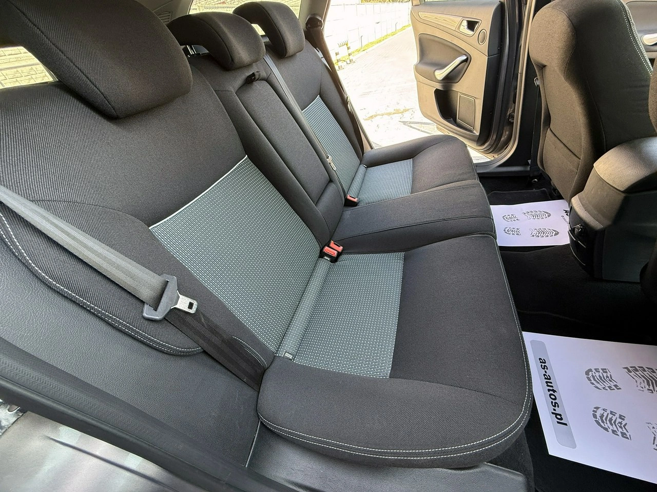 Ford Mondeo - Zdjęcie 54