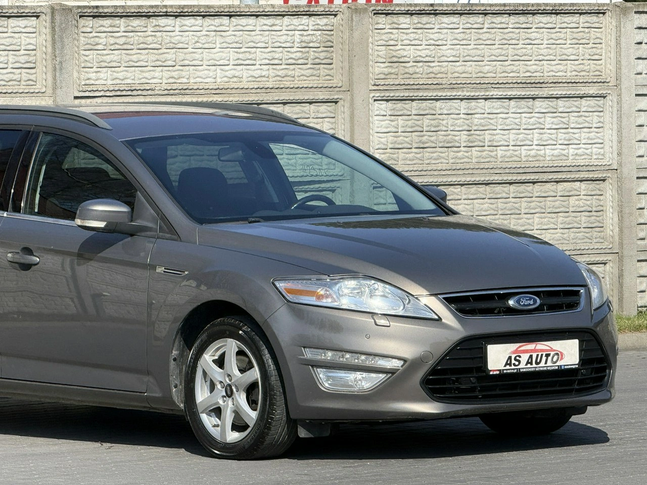 Ford Mondeo - Zdjęcie 30