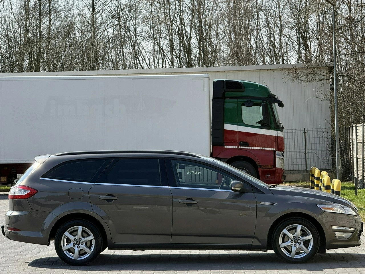 Ford Mondeo - Zdjęcie 43