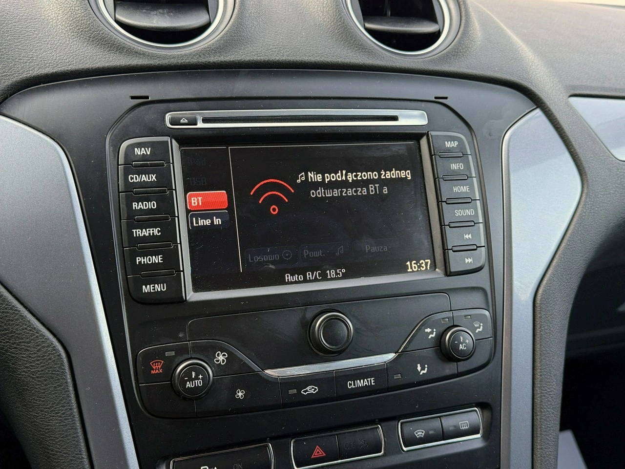 Ford Mondeo - Zdjęcie 45