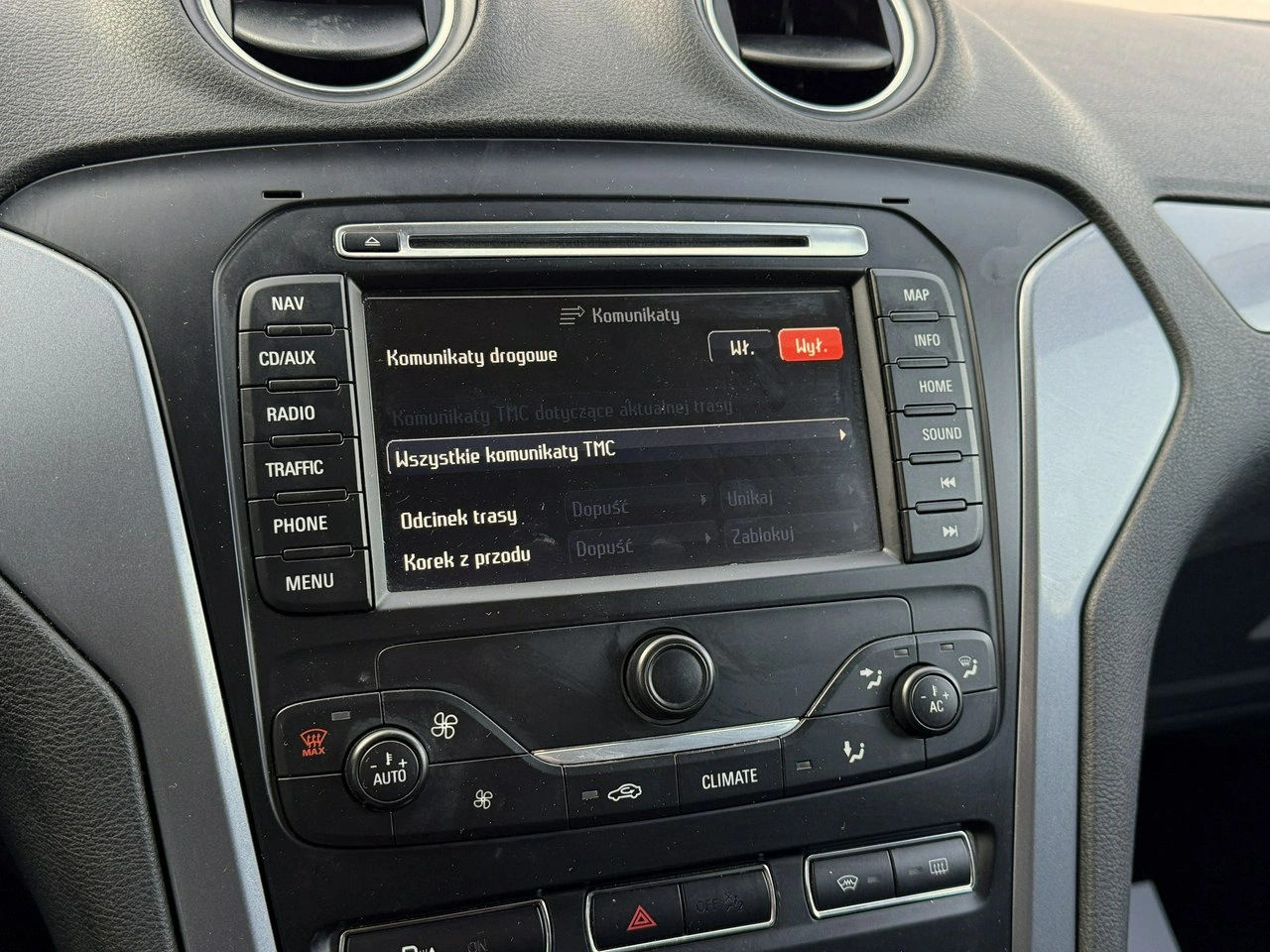 Ford Mondeo - Zdjęcie 47