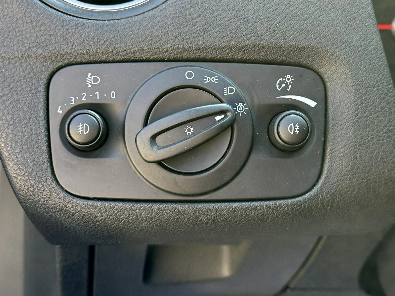 Ford Mondeo - Zdjęcie 15