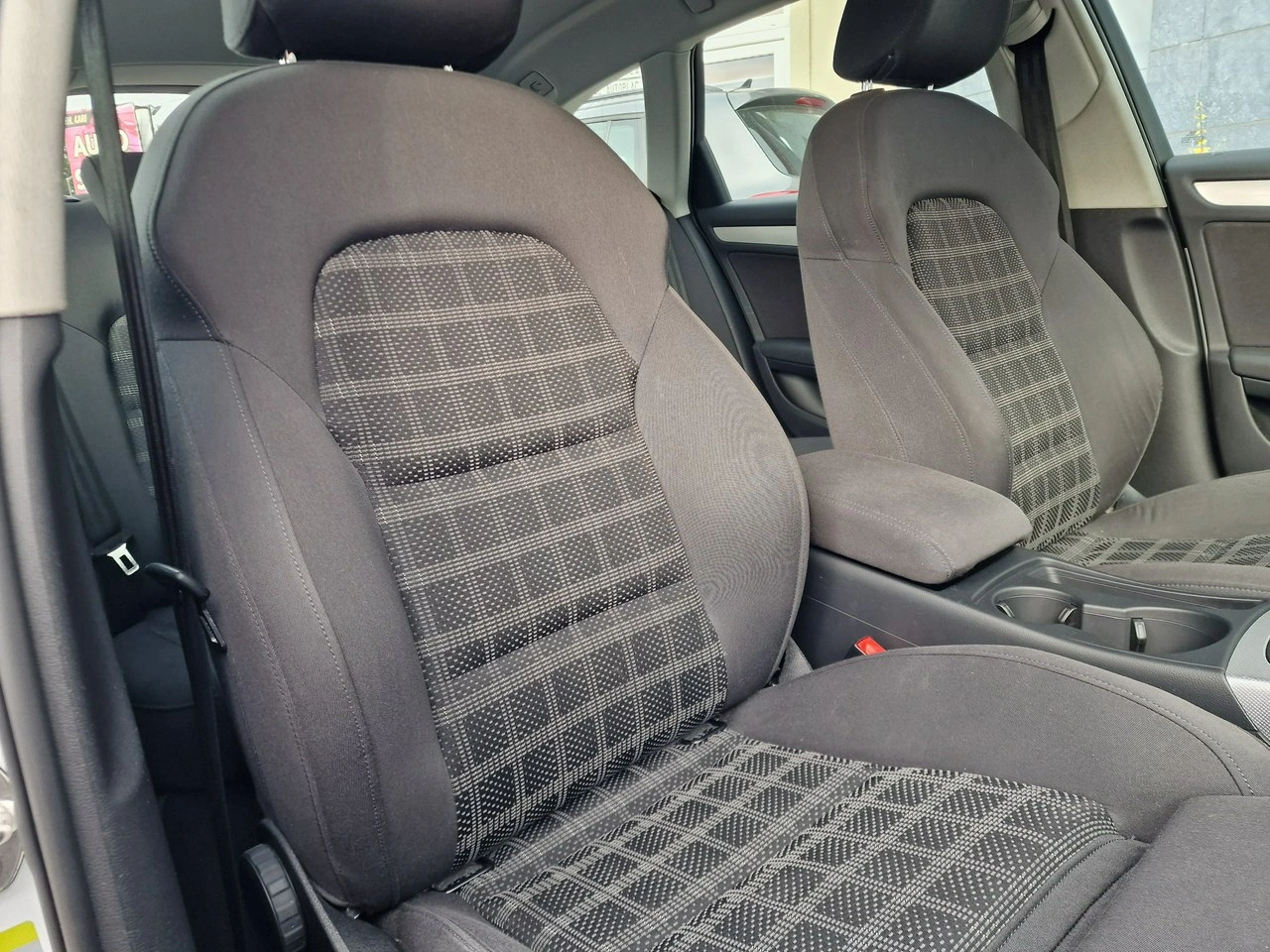 Audi A4 - Zdjęcie 20