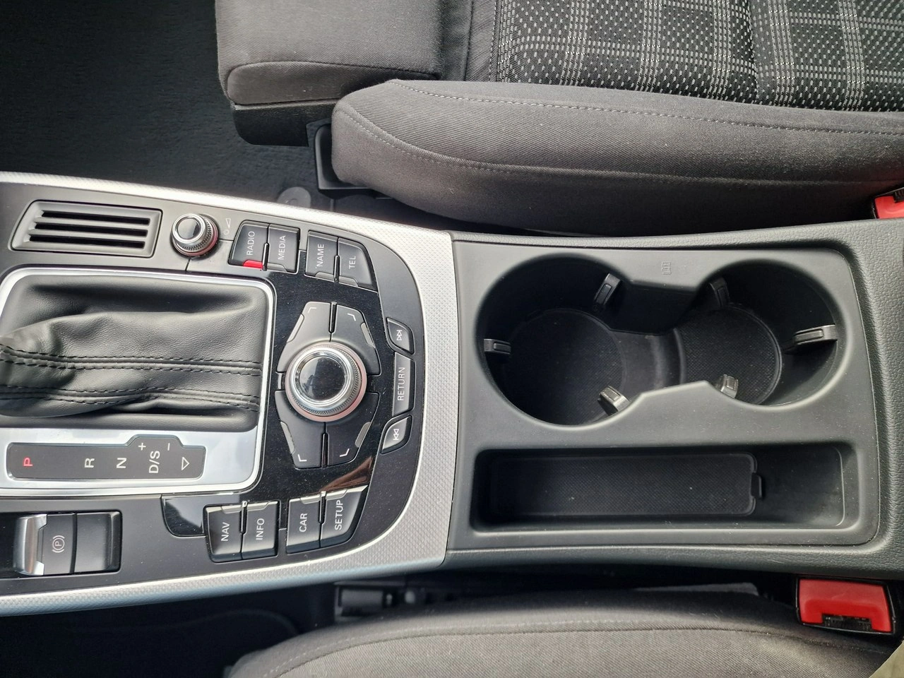 Audi A4 - Zdjęcie 24