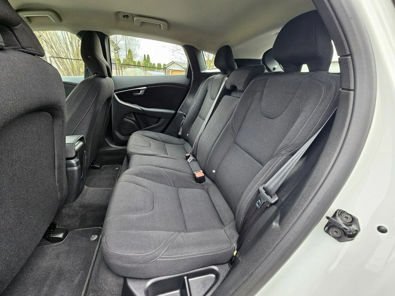 Volvo V40 - Zdjęcie 18