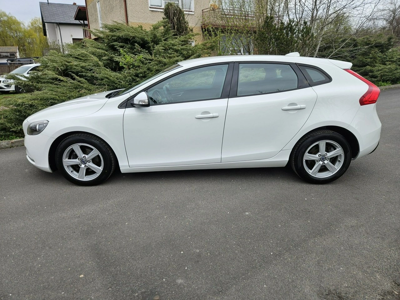 Volvo V40 - Zdjęcie 1